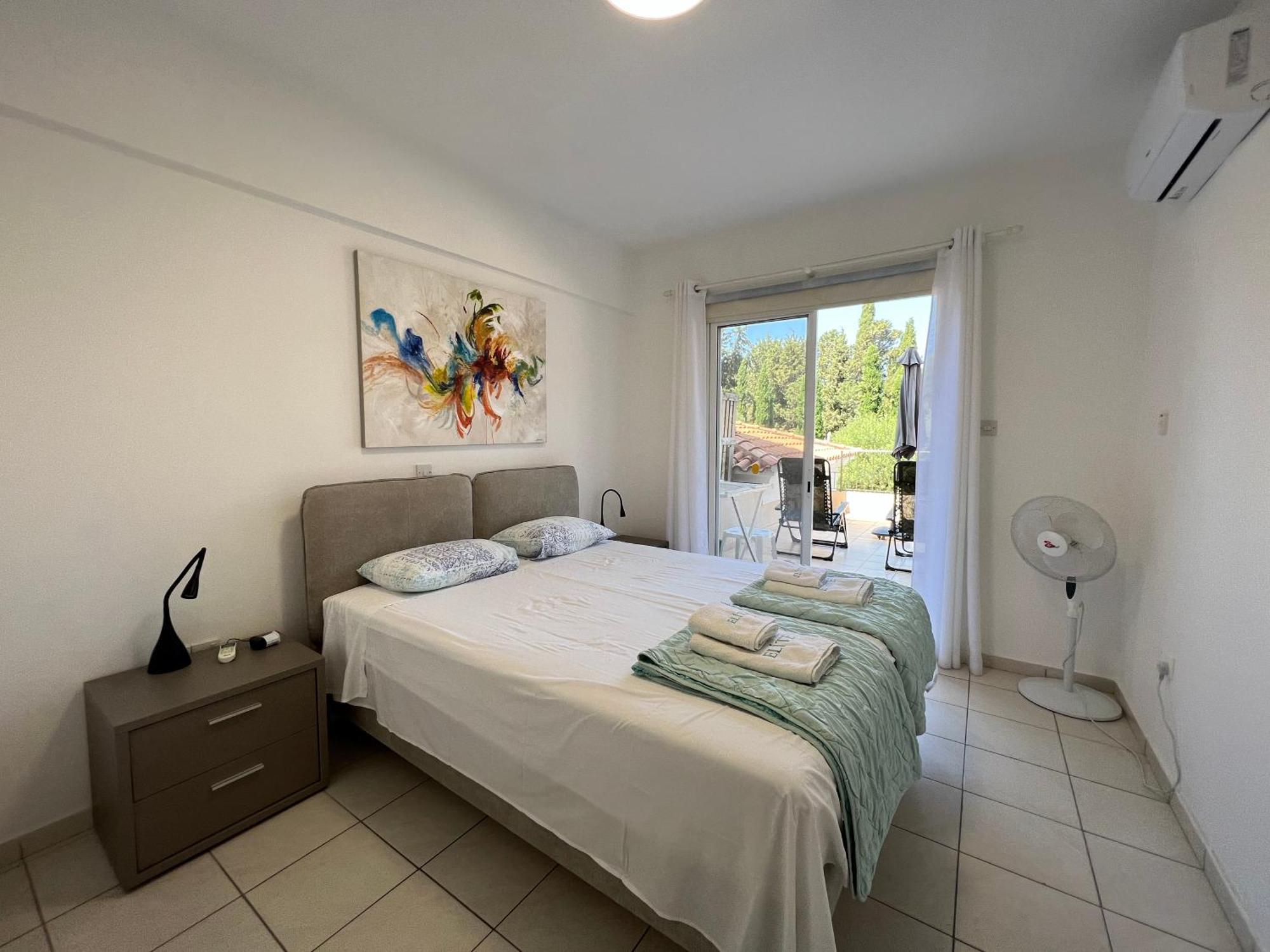 Cozy Apartment In Paphos Beautiful Complex Exterior photo